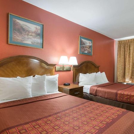 Rodeway Inn Wormleysburg – Harrisburg Exterior foto